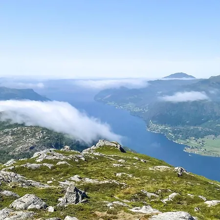 Lovely In With Wifi 度假居 Naustdal i Sunnfjord